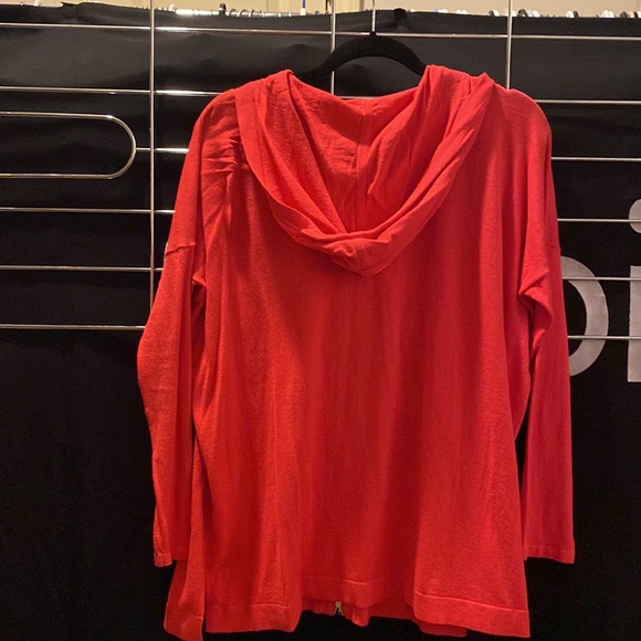 Cabi Beachcomber Hoodie, Size M - Picture 6 of 6